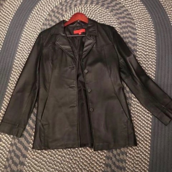 Max USA - Sz Sm Women’s Genuine Leather Jacket